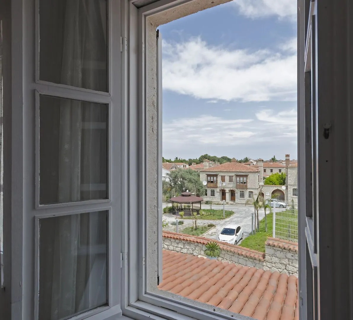 Alacati Roka Tas Otel