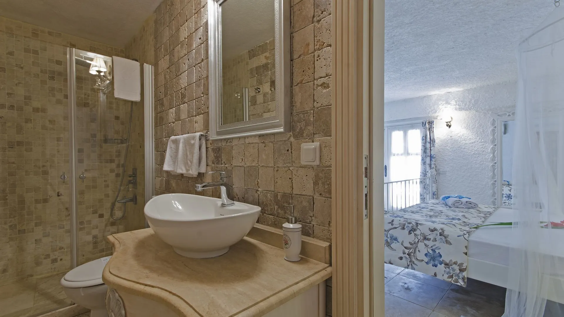 Alacati Roka Tas Otel